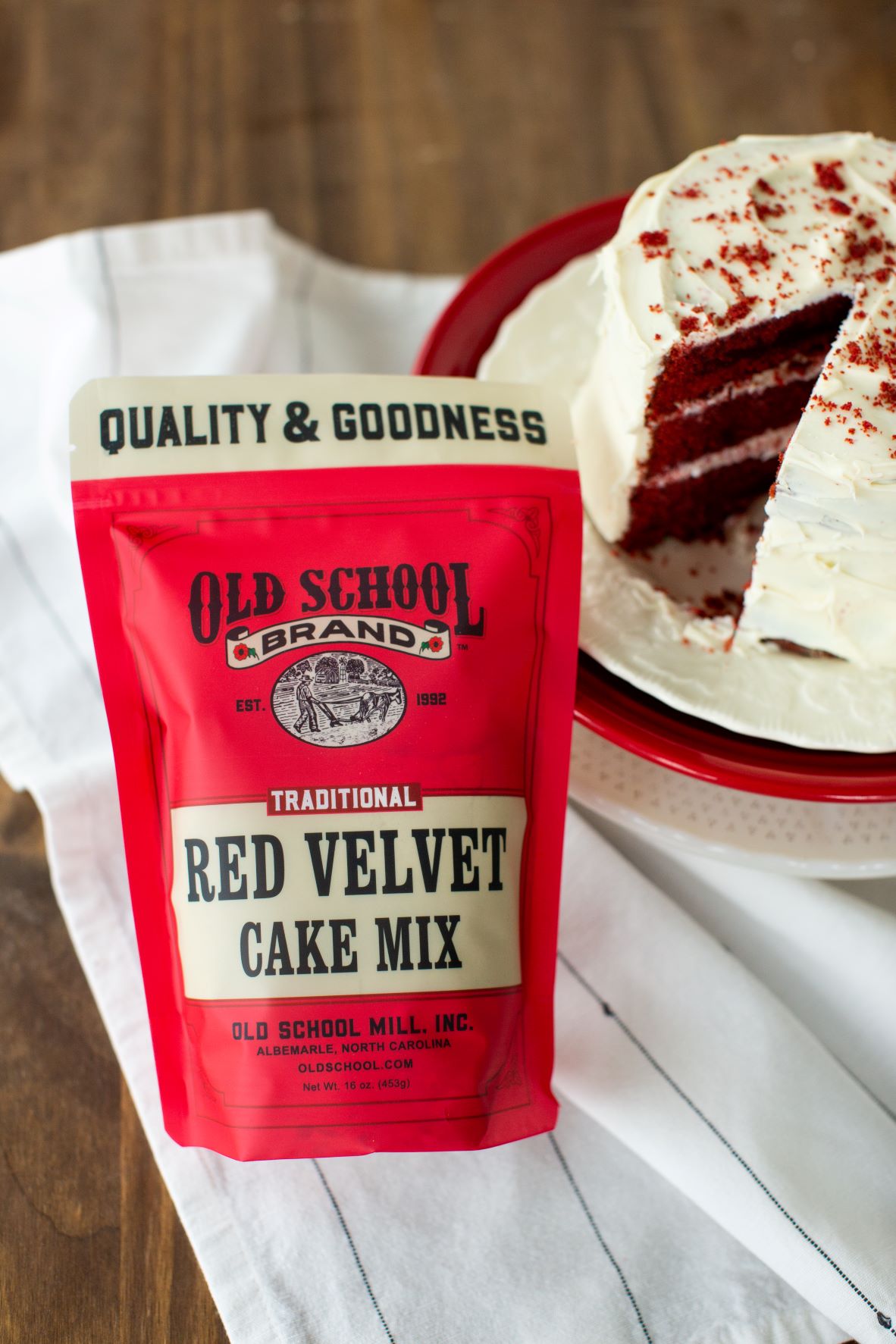 Red Velvet Cake Mix, 16oz image 0