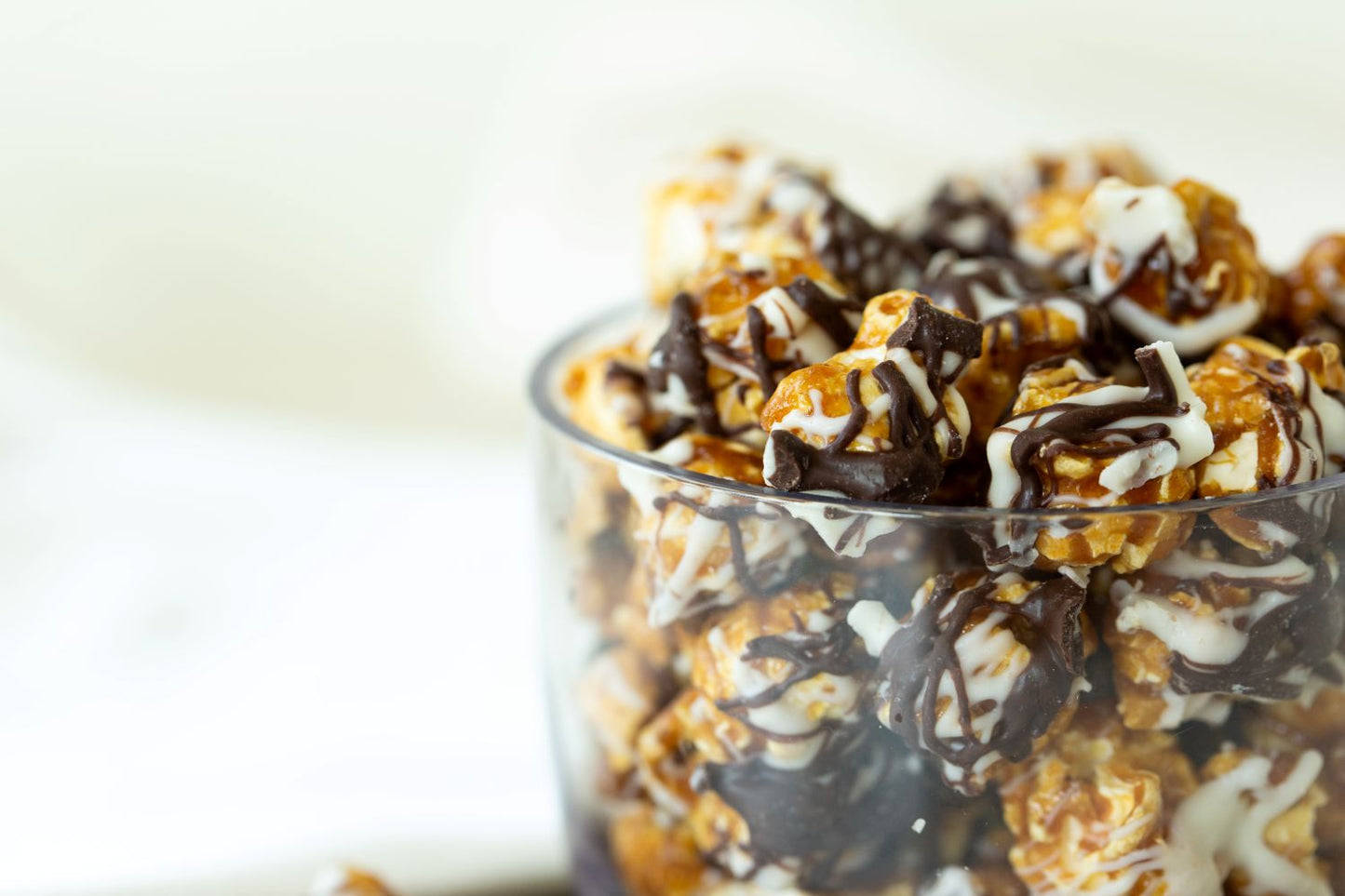 Chocolate Drizzle Caramel Popcorn, 9 oz.