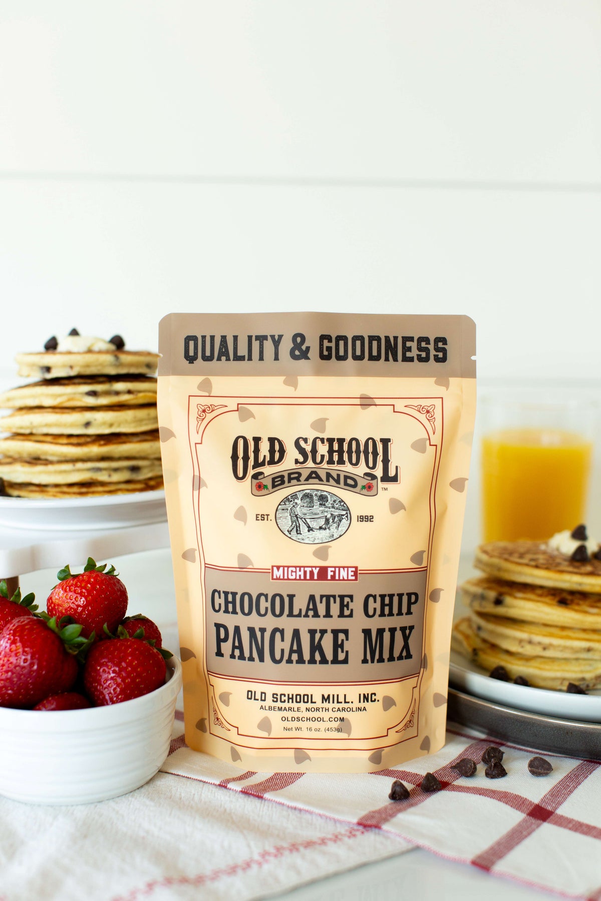 Chocolate Chip Pancake Mix, 16oz