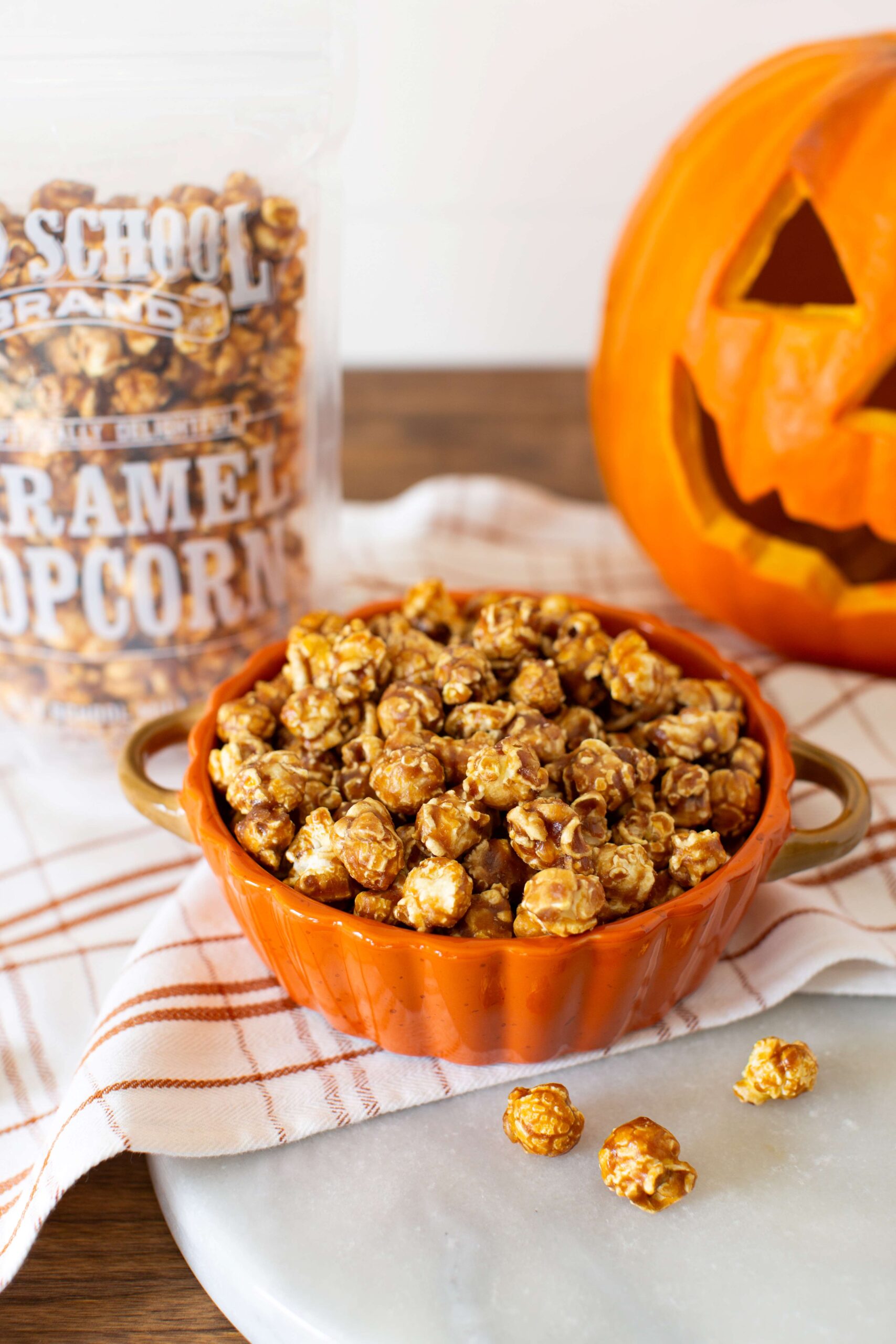 Caramel Popcorn, 9oz. image 1